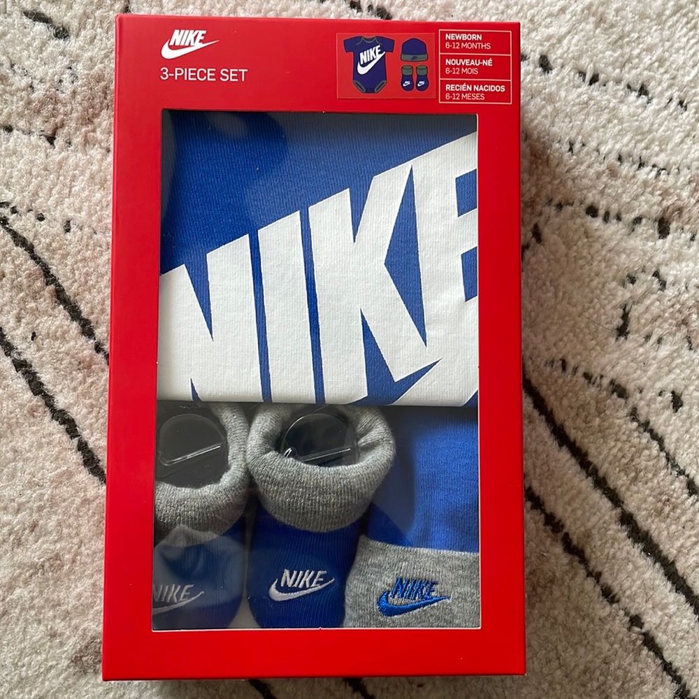 Nike 3-piece set
